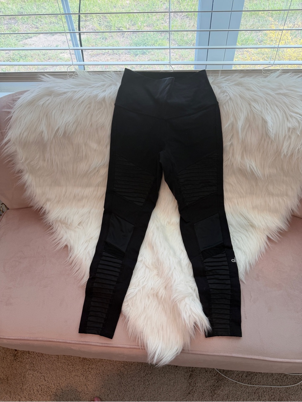 ALO Yoga Black Ribbed Moto Leggings